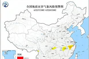 手感太差！兰德尔18中5&三分9中2拿15分6板5助